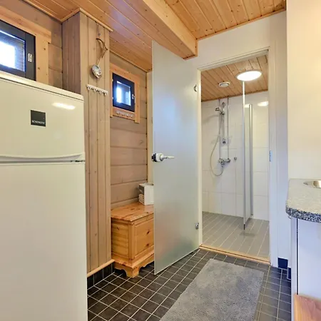 Isomus Inc Outdoor Jacuzzi *