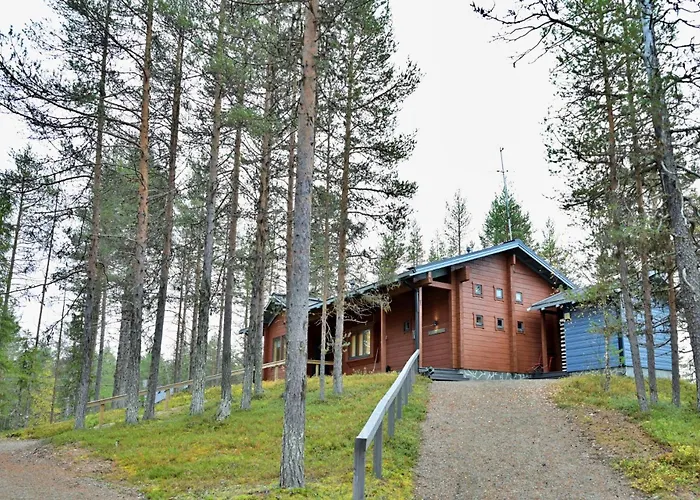 Isomus Inc Outdoor Jacuzzi * Äkäslompolo