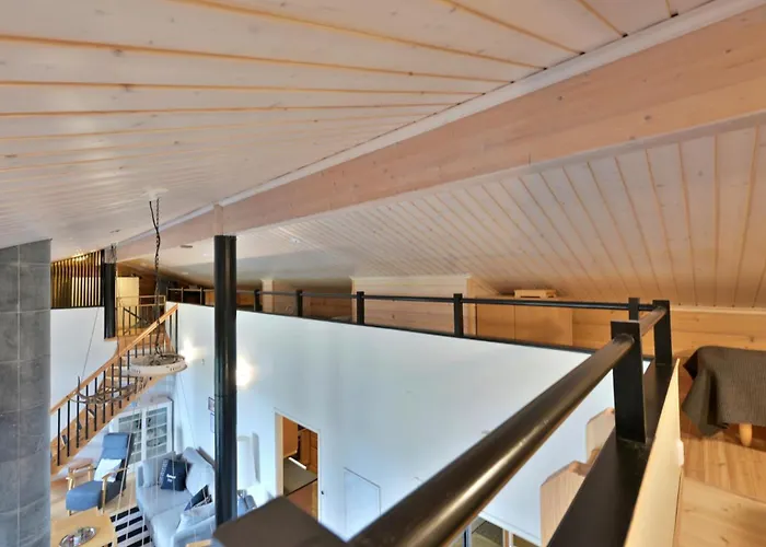 Isomus Inc Outdoor Jacuzzi *