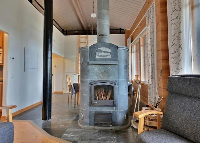 Isomus Inc Outdoor Jacuzzi Chalet Äkäslompolo