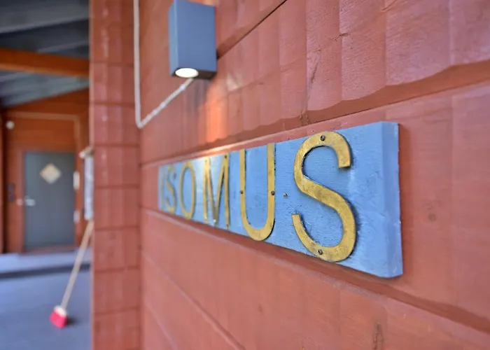 Isomus Inc Outdoor Jacuzzi Chalet